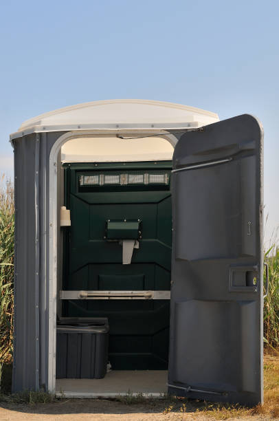 Portable Toilet Options We Offer in Tioga, TX